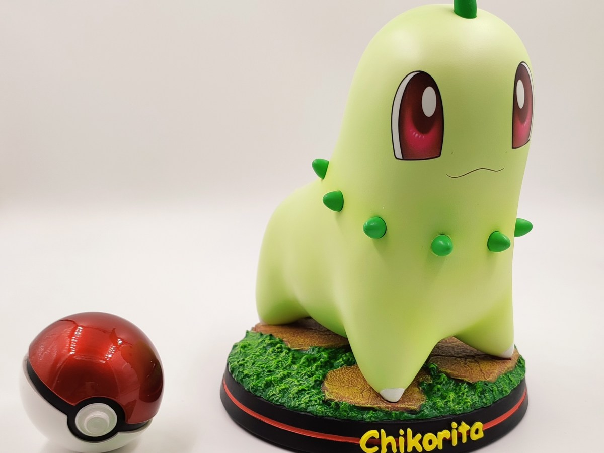 Estatua de Chikorita de EGG&nbsp;Estudio